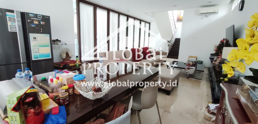Rumah Cluster Asri di Kemang Timur